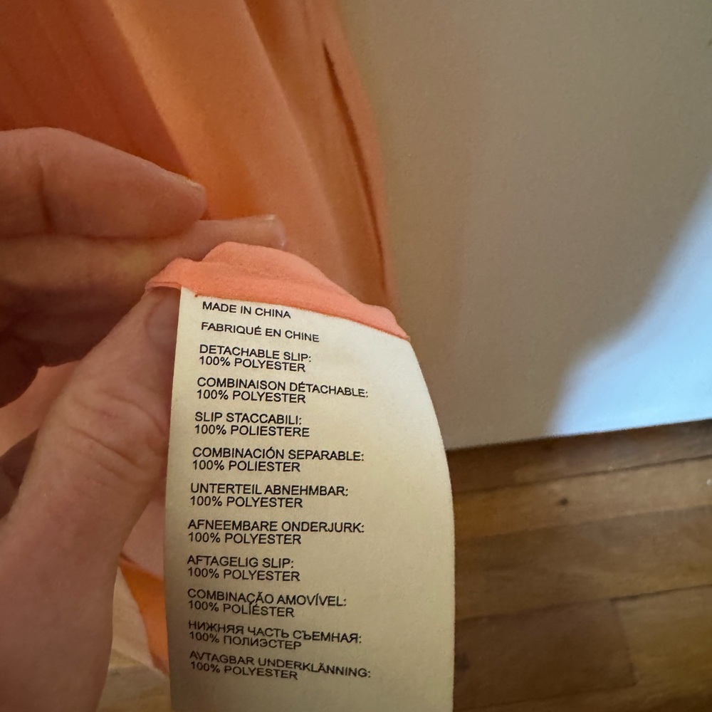 Club Monaco Pleated Peach Sleeveless Dress - Picture 6 of 11
